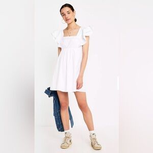 Urban Outfitters Baby Doll Casual White Mini Dress w/Ruffle Sleeves SZ M